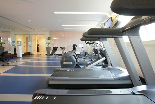 Auris Plaza hotel