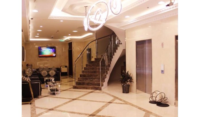 Montreal Naif Hotel