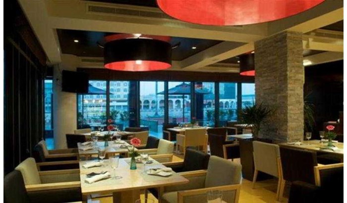 Raintree Hotel