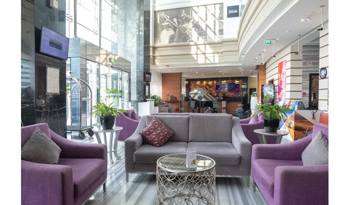 Somewhere Hotel Tecom